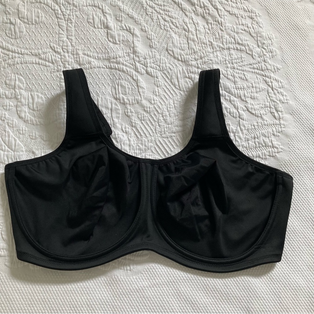 Wacoal Simone sports bra underwire black size 42DD